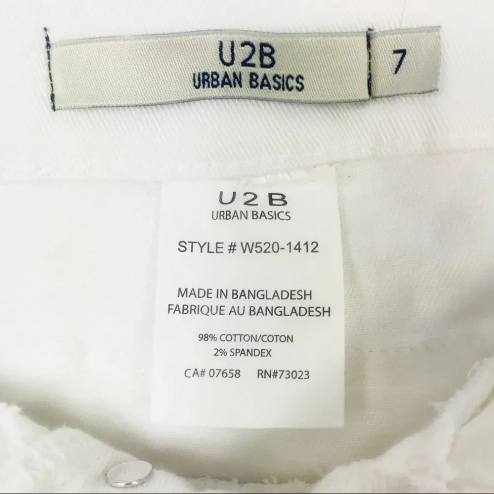 High rise white Urban Basics 6-button shorts - 7